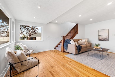 206 W Columbus st (Interior)-3