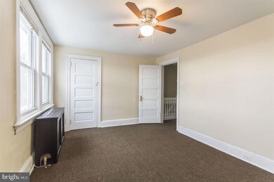 21 E Lancaster Ave unit 3, Ardmore, PA 19003 - photo 4