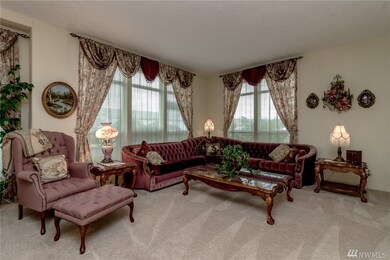 718 Maple Ln SW, Orting, WA 98360 - photo 6