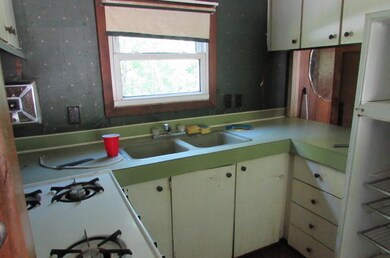 140 Main Rd Mattawamkeag 016