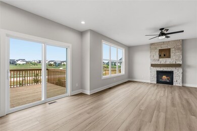 915 Hamilton Rd, Waukee, IA 50263 - photo 7