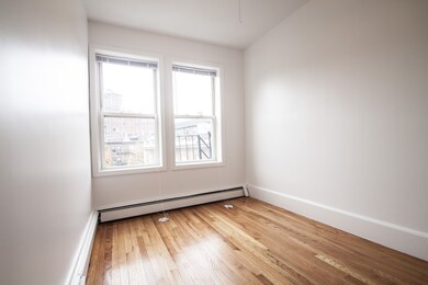 8 Baldwin Place unit 4, Boston, MA 02113 - photo 6