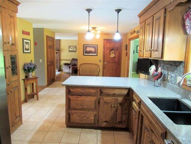 9 Barisano Way, Nashua, NH 03063 - photo 4