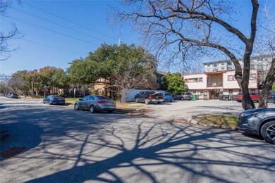 1654 W Main St unit 11, Houston, TX 77006 - photo 7