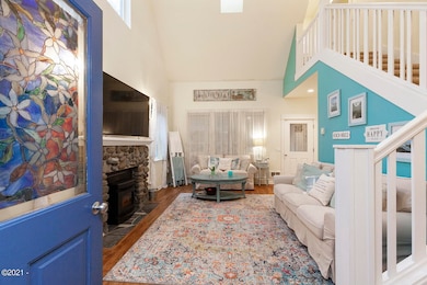 Front Entry To Living Room