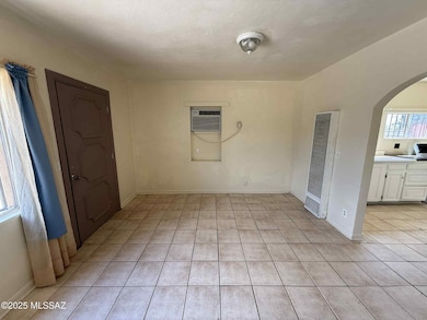 5709 E 26th St, Tucson, AZ 85711 - photo 5