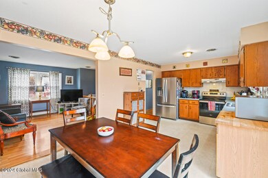 19 Daniel St, Rensselaer, NY 12144 - photo 4