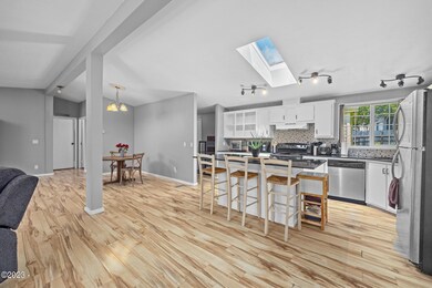 955 SE 31st St, Lincoln City, OR 97367 - photo 7