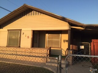 715 N 10th St, El Centro, CA 92243 - photo 4