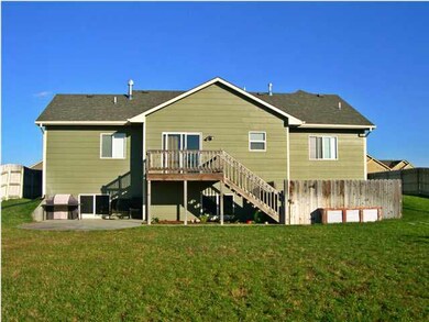 Large Back Yard With Sprinkler System & Well!