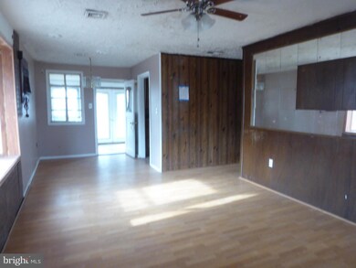 1021 Fitzallen Rd, Glen Burnie, MD 21060 - photo 5