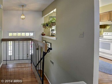 12266 Wye Oak Commons Cir, Burke, VA 22015 - photo 3