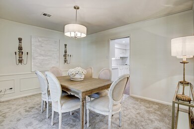 826 W Forest Dr, Houston, TX 77079 - photo 5