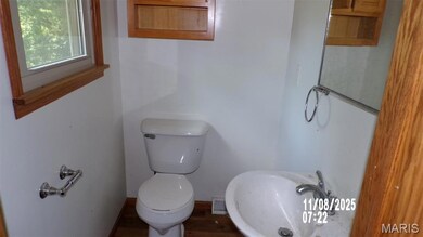 907 Belshe Ave, Richland, MO 65556 - photo 5