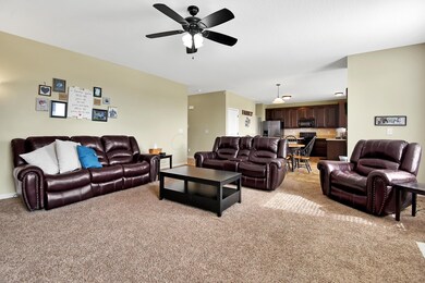 229 HONEY LOCUST LANE COMMERCIAL POINT O
