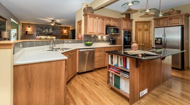 Kitchen (2)