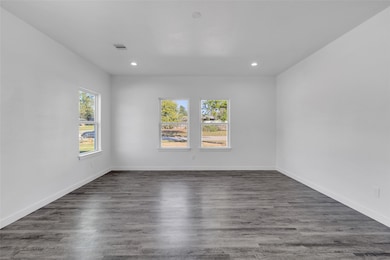 401 E Martin Luther King Blvd unit B, Willis, TX 77378 - photo 4