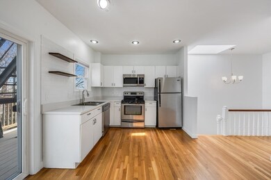 402 E 7th St unit 3, Boston, MA 02127 - photo 2