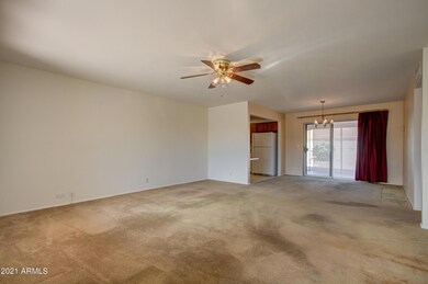 003_Living Room