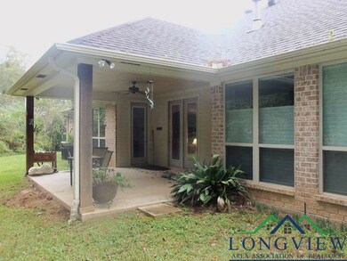 1712 Leach St, Kilgore, TX 75662 - photo 4