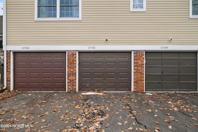 5705 Aspen Dr, Toledo, OH 43615 - photo 3