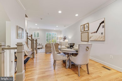 814 Snowden Hallowell Way, Alexandria, VA 22314 - photo 4