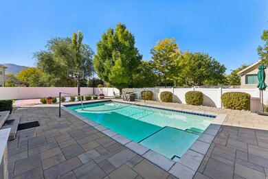 13448 Saddle Ridge Dr, Draper, UT 84020 - photo 4