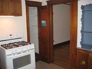 1126 Pleasant St unit 2, East Weymouth, MA 02189 - photo 3