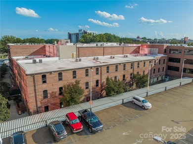 310 Arlington Ave unit 225, Charlotte, NC 28203 - photo 5