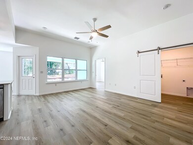 128 John Street-Main Living Area Pic3