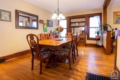 118 SW The Dr, Topeka, KS 66606 - photo 6