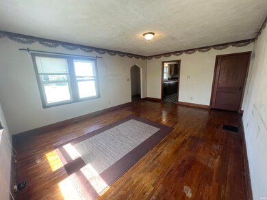 49 3rd St SE, Linton, IN 47441 - photo 2