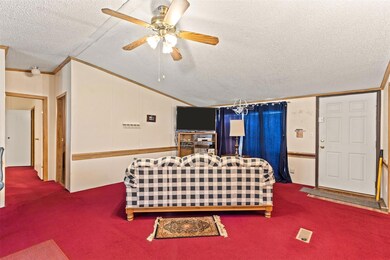 3313 Rolling Oaks Dr, Cleburne, TX 76031 - photo 4