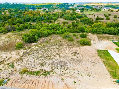 2100 Eagles Ridge Dr, Weatherford, TX 76087 - photo 5