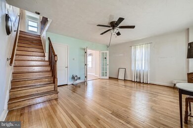 2236 Redthorn Rd, Middle River, MD 21220 - photo 4