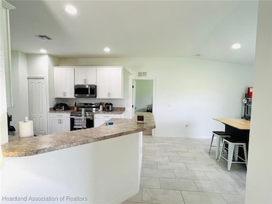 5310 Pebble Beach Dr, Sebring, FL 33872 - photo 6