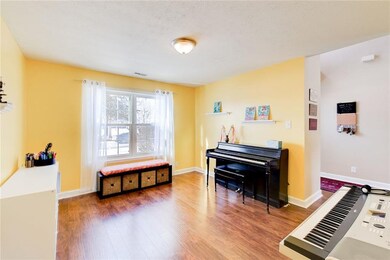 12831 Rawlings Place, Fishers, IN 46038 - photo 4