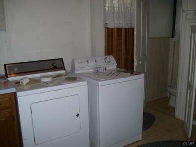 817 Knox Ave, Easton, PA 18042 - photo 5