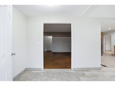 3524 SE 119th Ave, Portland, OR 97266 - photo 7