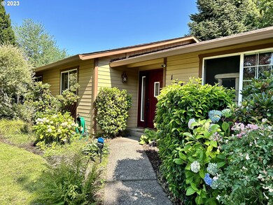 1885 Happy Ln, Eugene, OR 97401 - photo 2