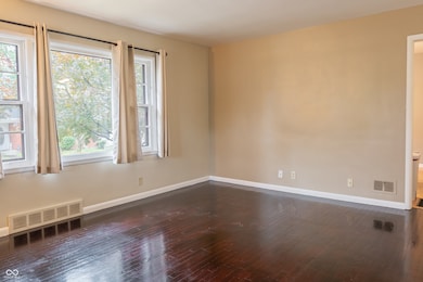 302 N 6th Ave, Beech Grove, IN 46107 - photo 3