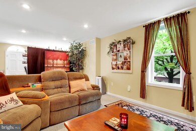 373 E Washington St, Chambersburg, PA 17201 - photo 6