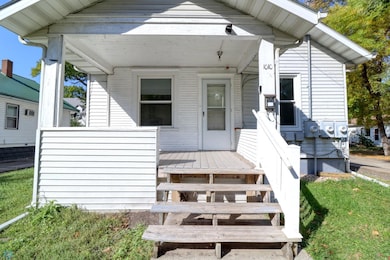 Front1_2.jpg