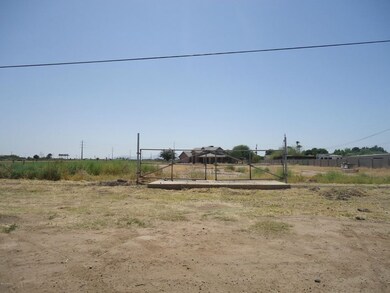 View of lot from 140th st looking west