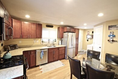 23 Putnam St unit 1, Salem, MA 01970 - photo 3