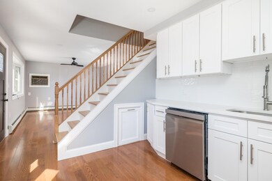 13 Curve Ln, Levittown, NY 11756 - photo 5