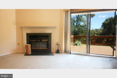 7 Valley Crossing Cir, Cockeysville, MD 21030 - photo 5