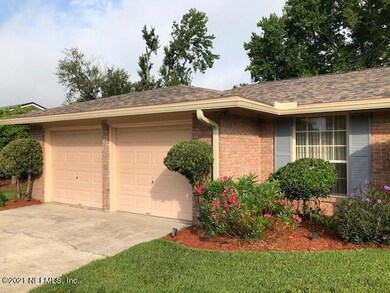 4364 Charleston Ln, Jacksonville, FL 32210 - photo 7