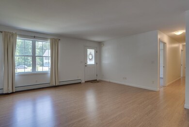 35 Regency Ct, Rochester, NH 03867 - photo 4