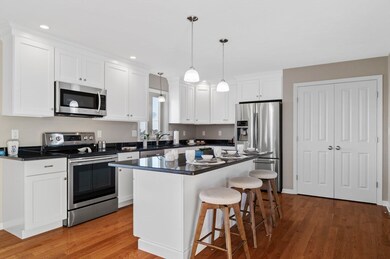 1 Pzegeo Cir, Peabody, MA 01960 - photo 6